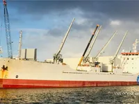 Navio frigorífico à venda