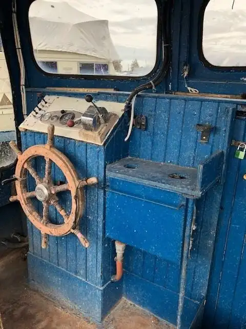 Navio de pesca de arrasto à venda