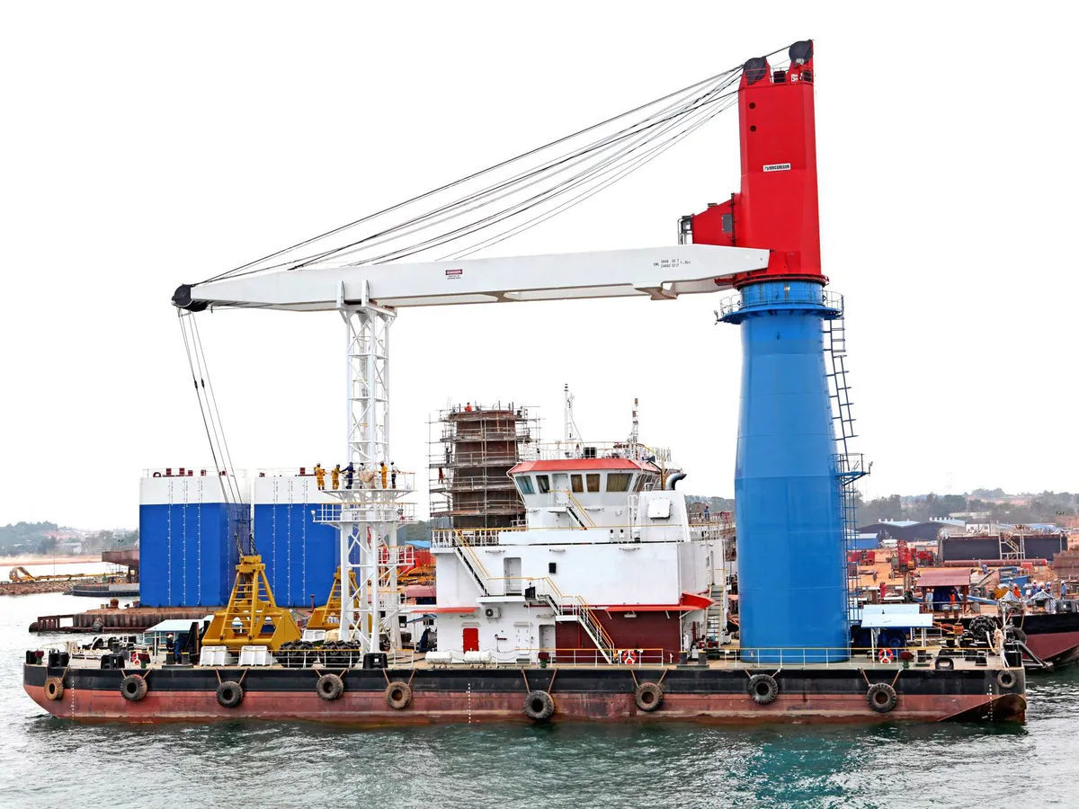 Navio guindaste à venda