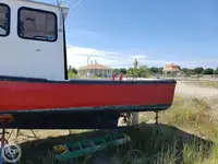 Navio de processamento de peixe à venda