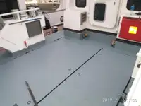Barco de tripulação à venda