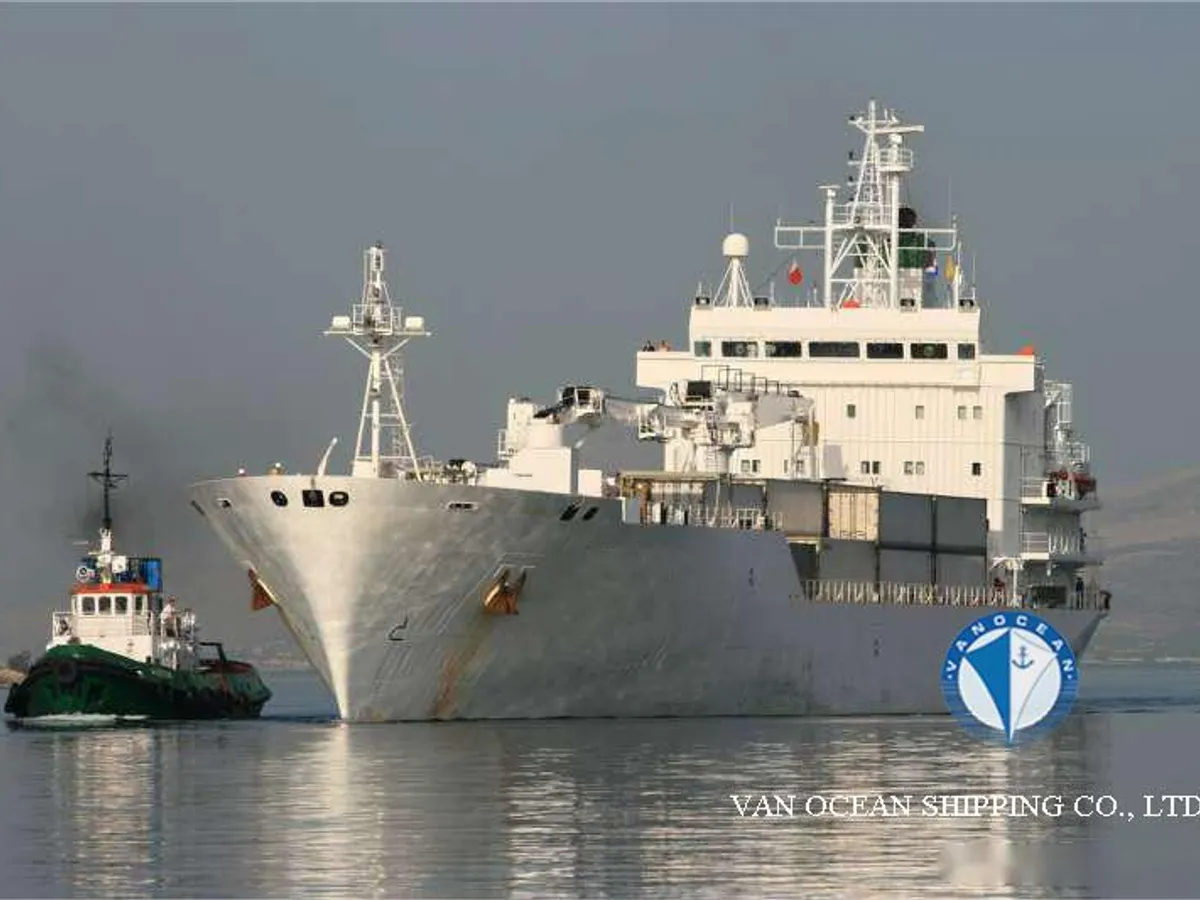 Navio frigorífico à venda