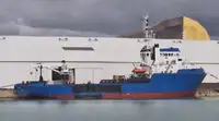 Navio porta-contêineres à venda