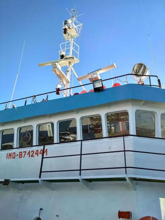 Navio de pesca de arrasto à venda