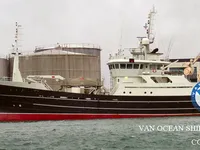 Navio de pesca de arrasto à venda