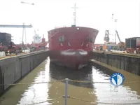 Navio-tanque de óleo/produtos químicos à venda