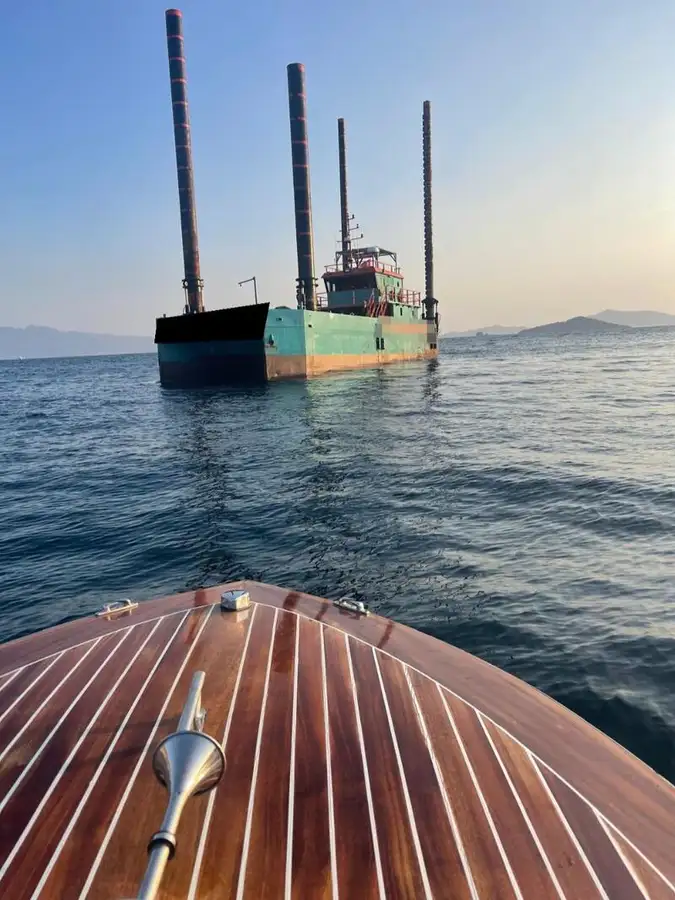 Barcos de trabalho à venda