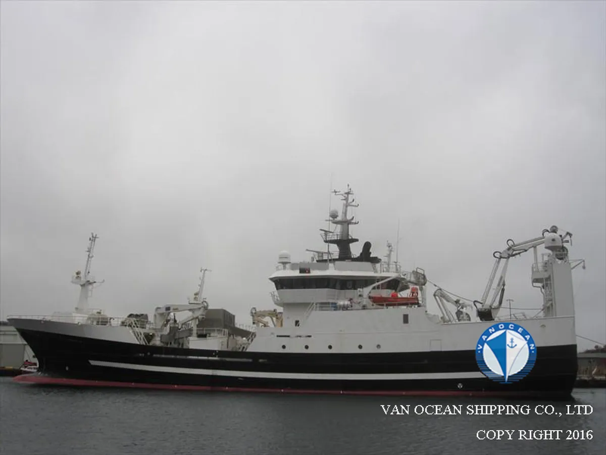 Navio de pesca de arrasto à venda