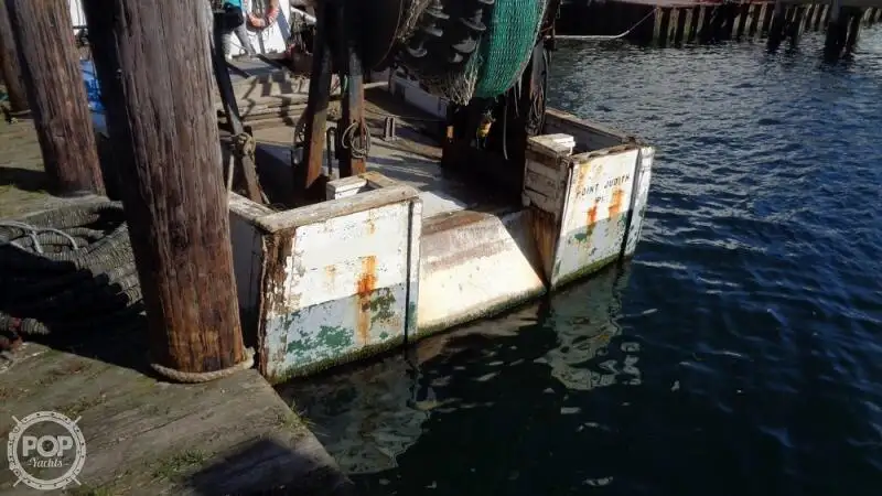 Navio de pesca de arrasto à venda