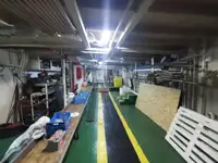 Navio de abastecimento à venda