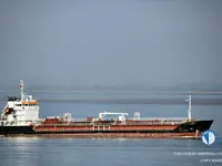 Navio-tanque de óleo/produtos químicos à venda