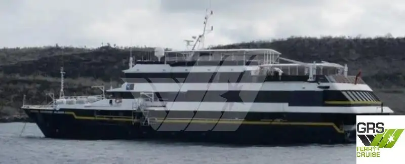 Navio de cruzeiro à venda