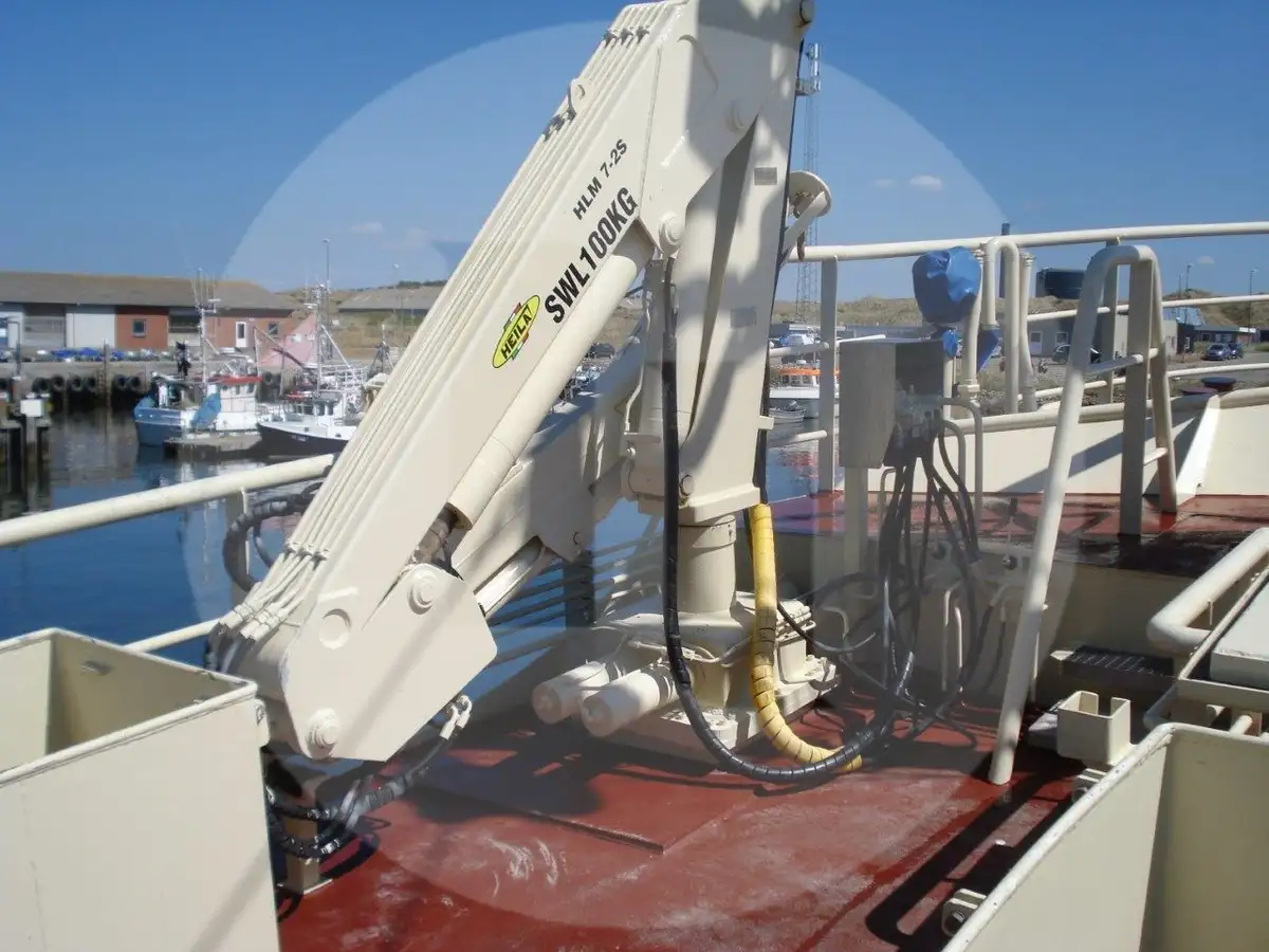 Navio de pesca de arrasto à venda