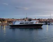 Navio de passageiros à venda
