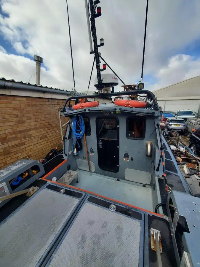 Navio de pesquisa à venda