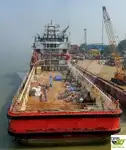 Navio de abastecimento à venda
