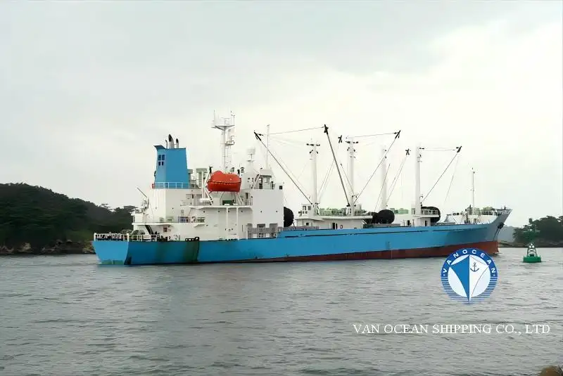Navio frigorífico à venda