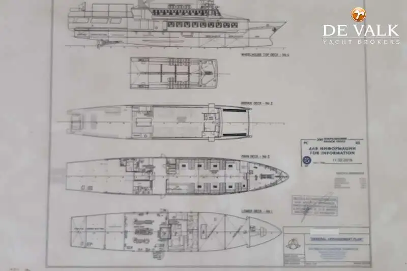 Navio de cruzeiro à venda