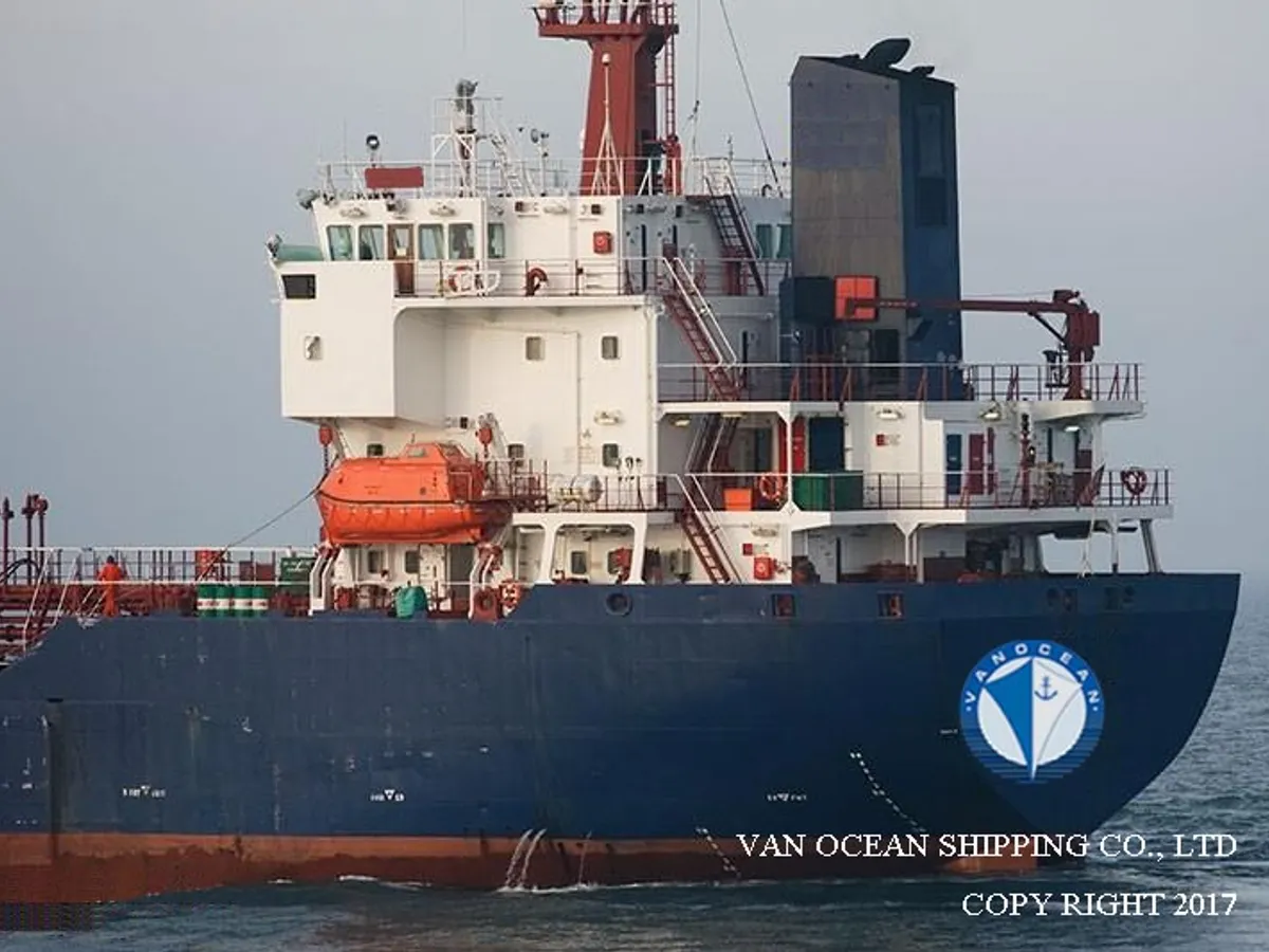 Navio-tanque de óleo/produtos químicos à venda