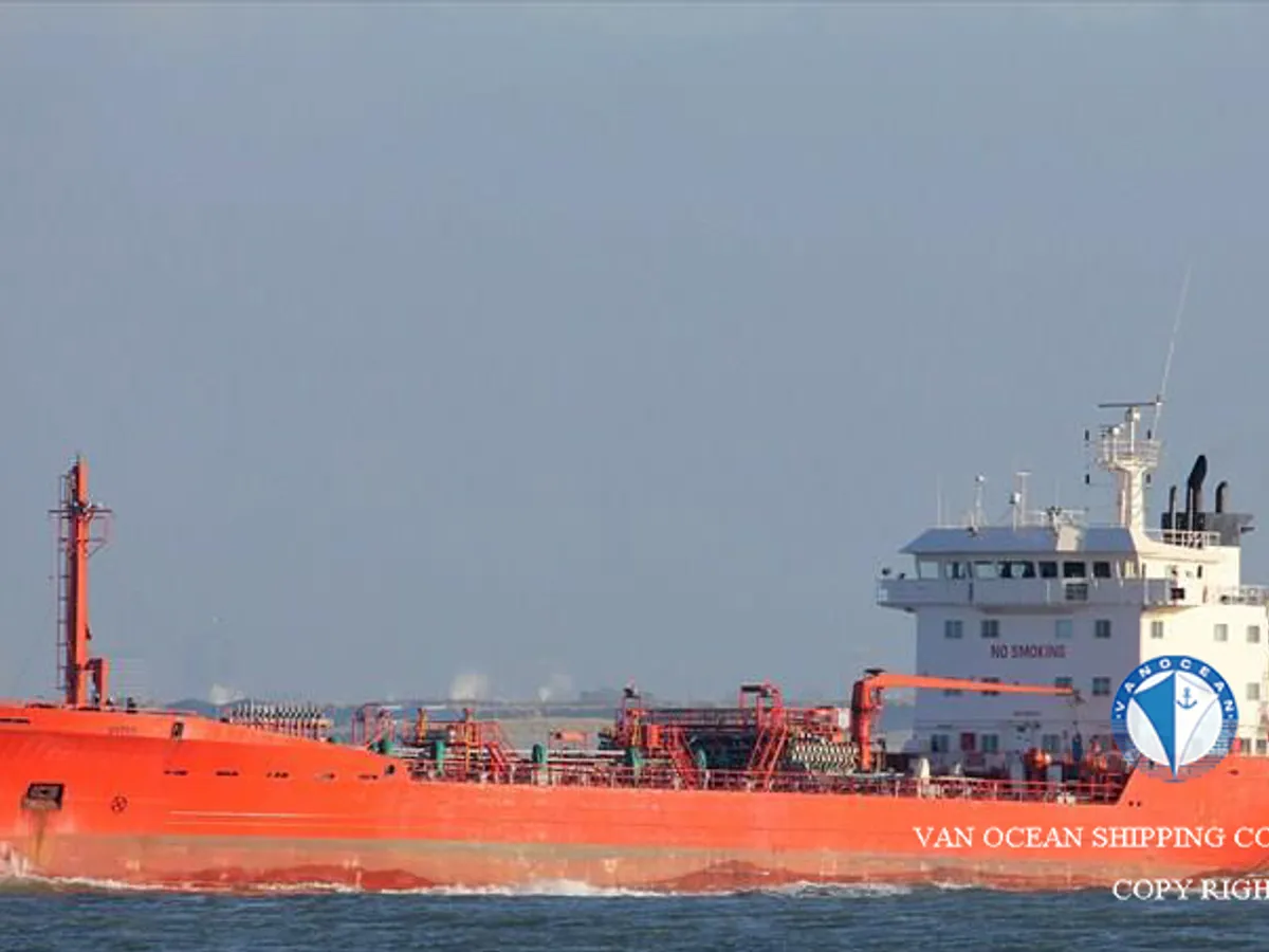 Navio-tanque de óleo/produtos químicos à venda