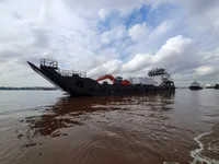 Balsa de desembarque, tanque à venda