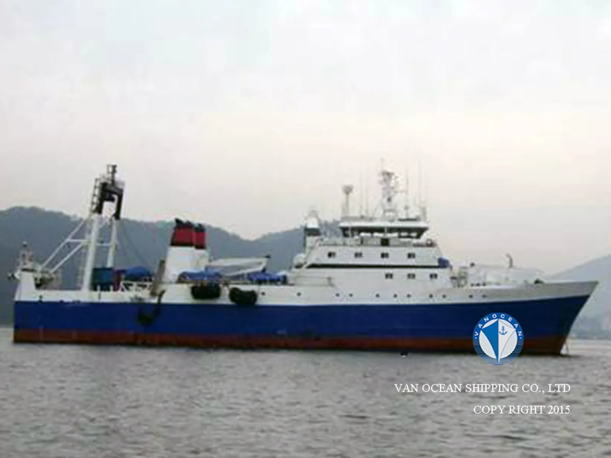 Navio de pesca de arrasto à venda