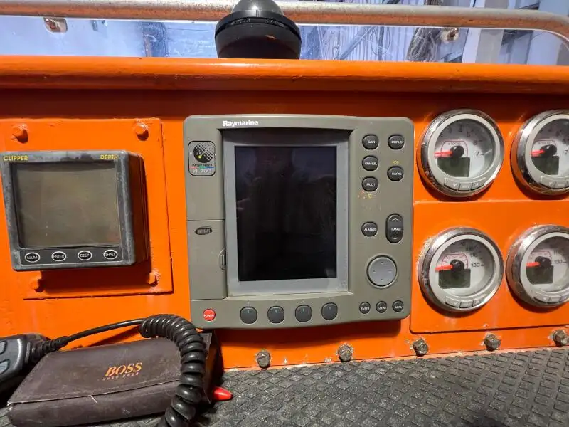 Barcos de trabalho à venda