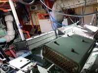 Balsa de desembarque, tanque à venda