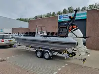 Bote inflável rígido à venda