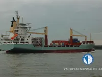 Navio frigorífico à venda