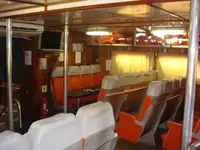Barco de tripulação à venda