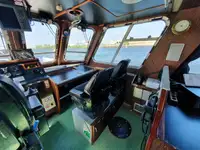 Navio de pesquisa à venda