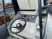 Bote inflável rígido à venda