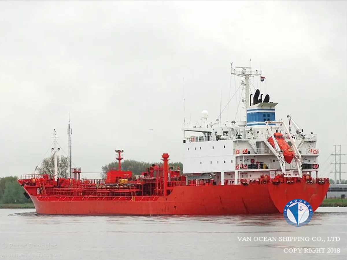 Navio-tanque de óleo/produtos químicos à venda