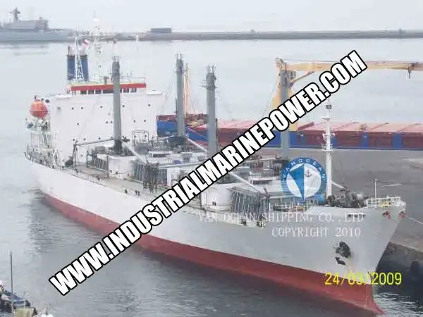 Navio frigorífico à venda