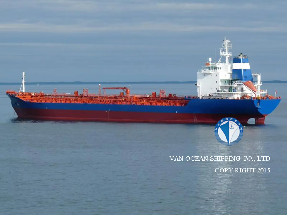 Navio-tanque de óleo/produtos químicos à venda