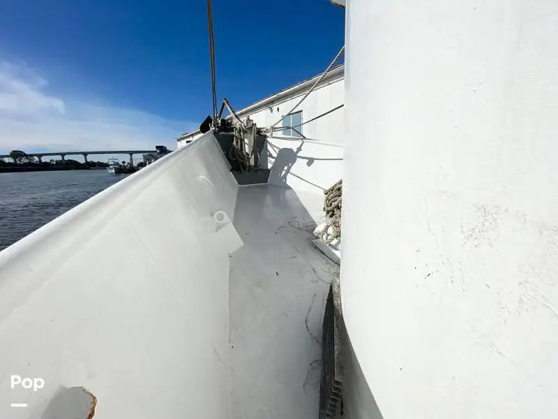 Navio de pesca de arrasto à venda