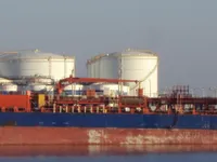 Navio-tanque de óleo/produtos químicos à venda