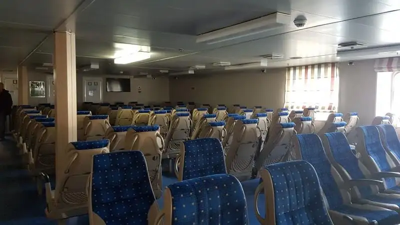 Navio RoPax à venda