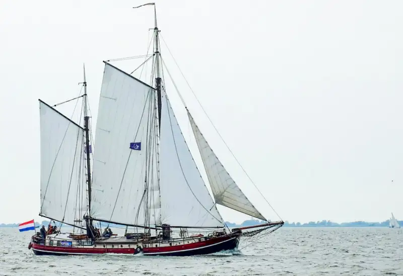 Navio graneleiro à venda