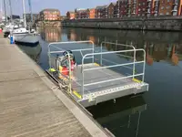 Navio porta-contentores à venda
