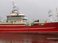Navio de pesca de arrasto à venda
