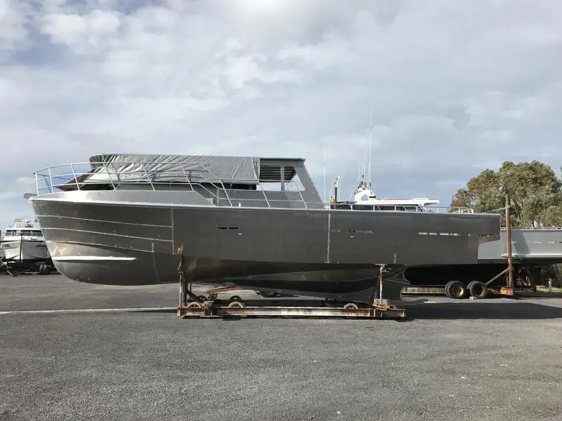 Barcos de trabalho à venda