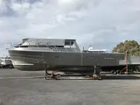 Barcos de trabalho à venda