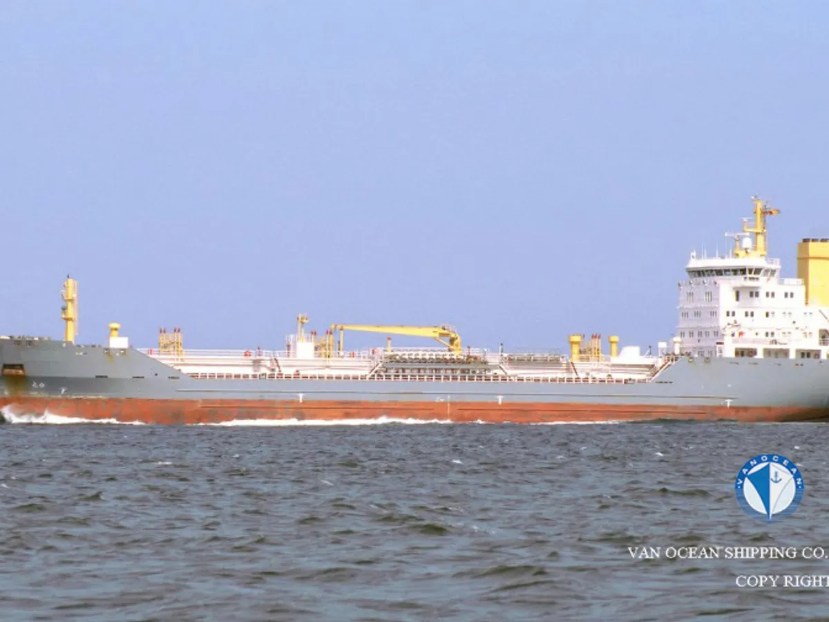 Navio-tanque de óleo/produtos químicos à venda