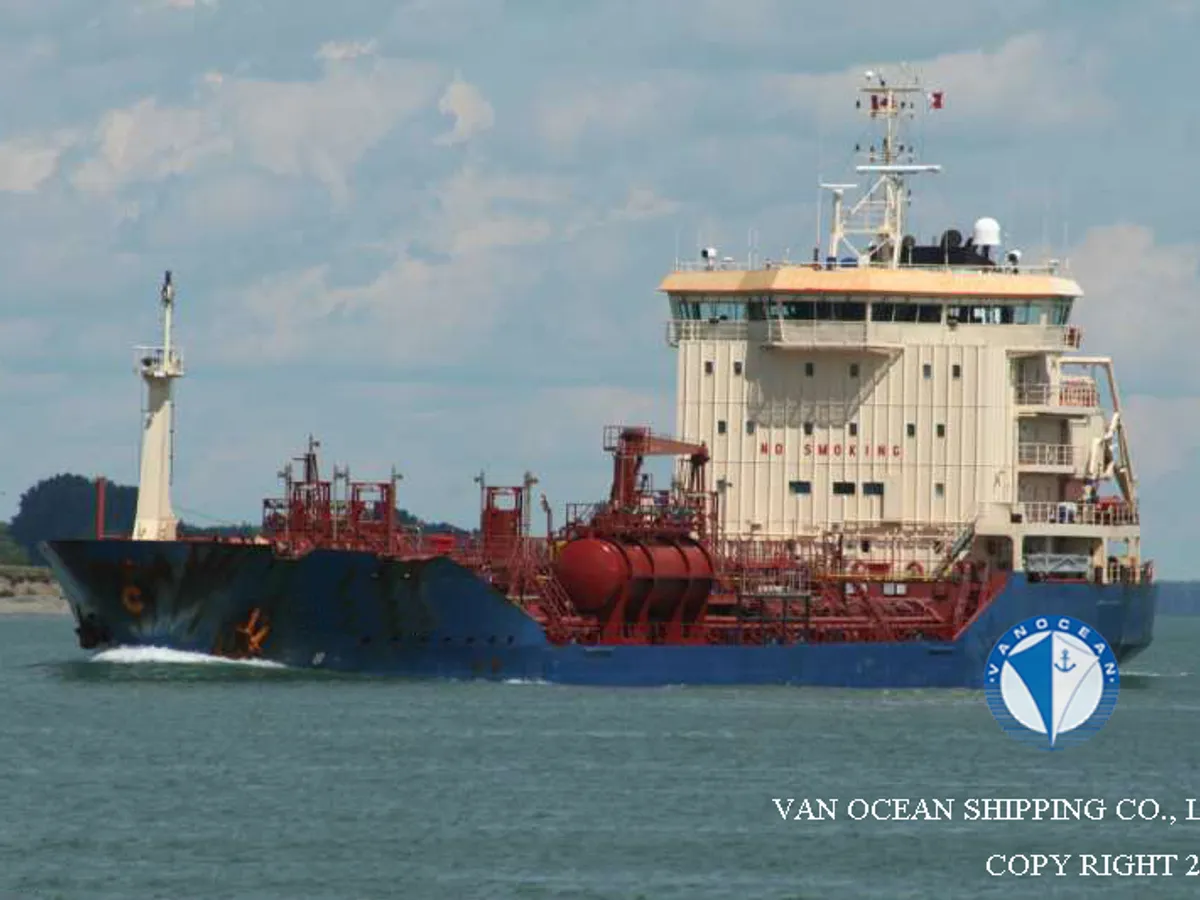 Navio-tanque de óleo/produtos químicos à venda