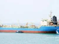 Navio-tanque de óleo/produtos químicos à venda