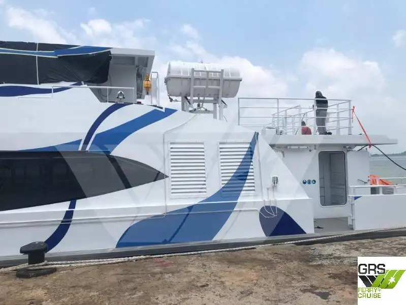 Navio de cruzeiro à venda
