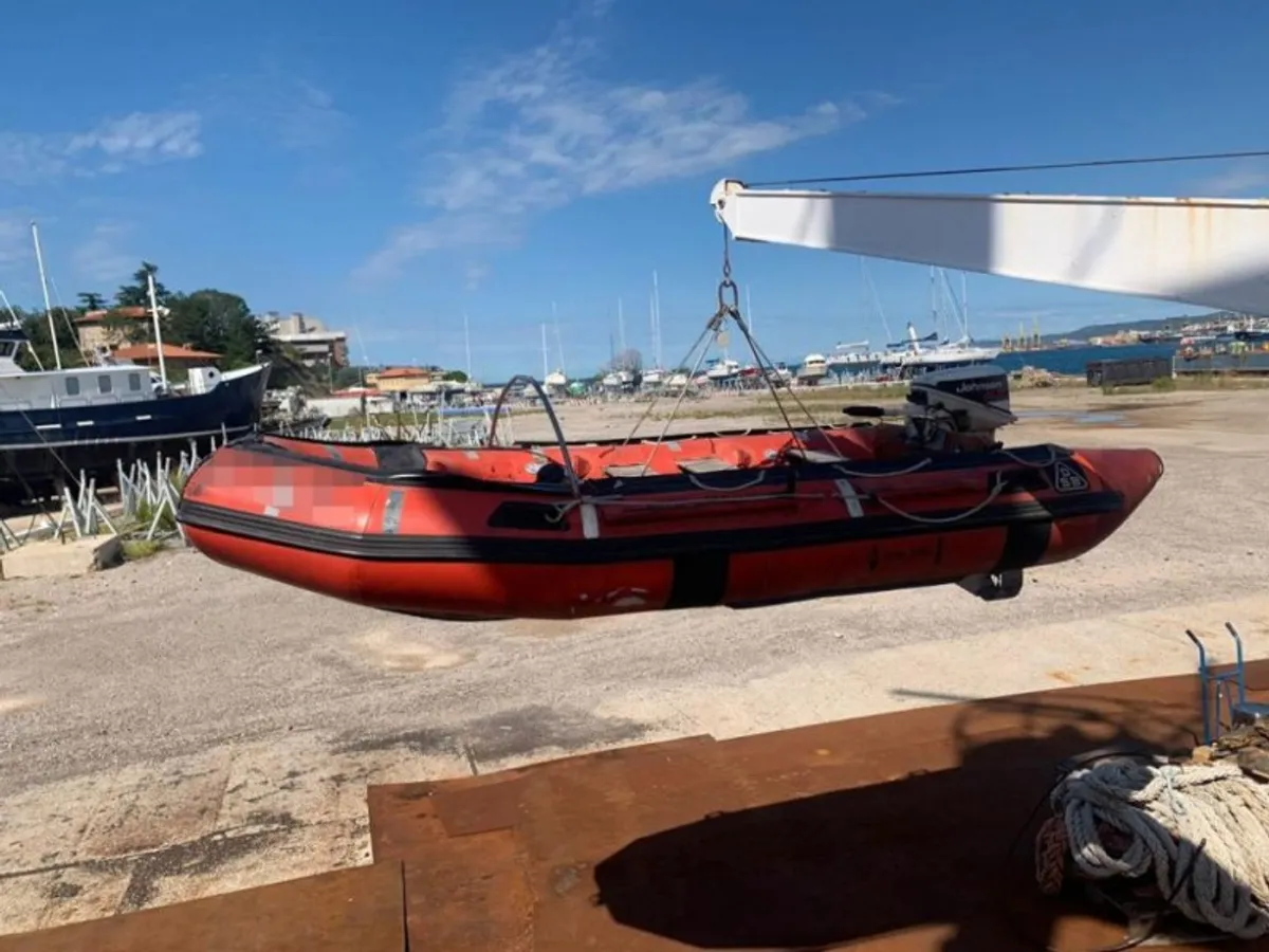 Rebocador à venda