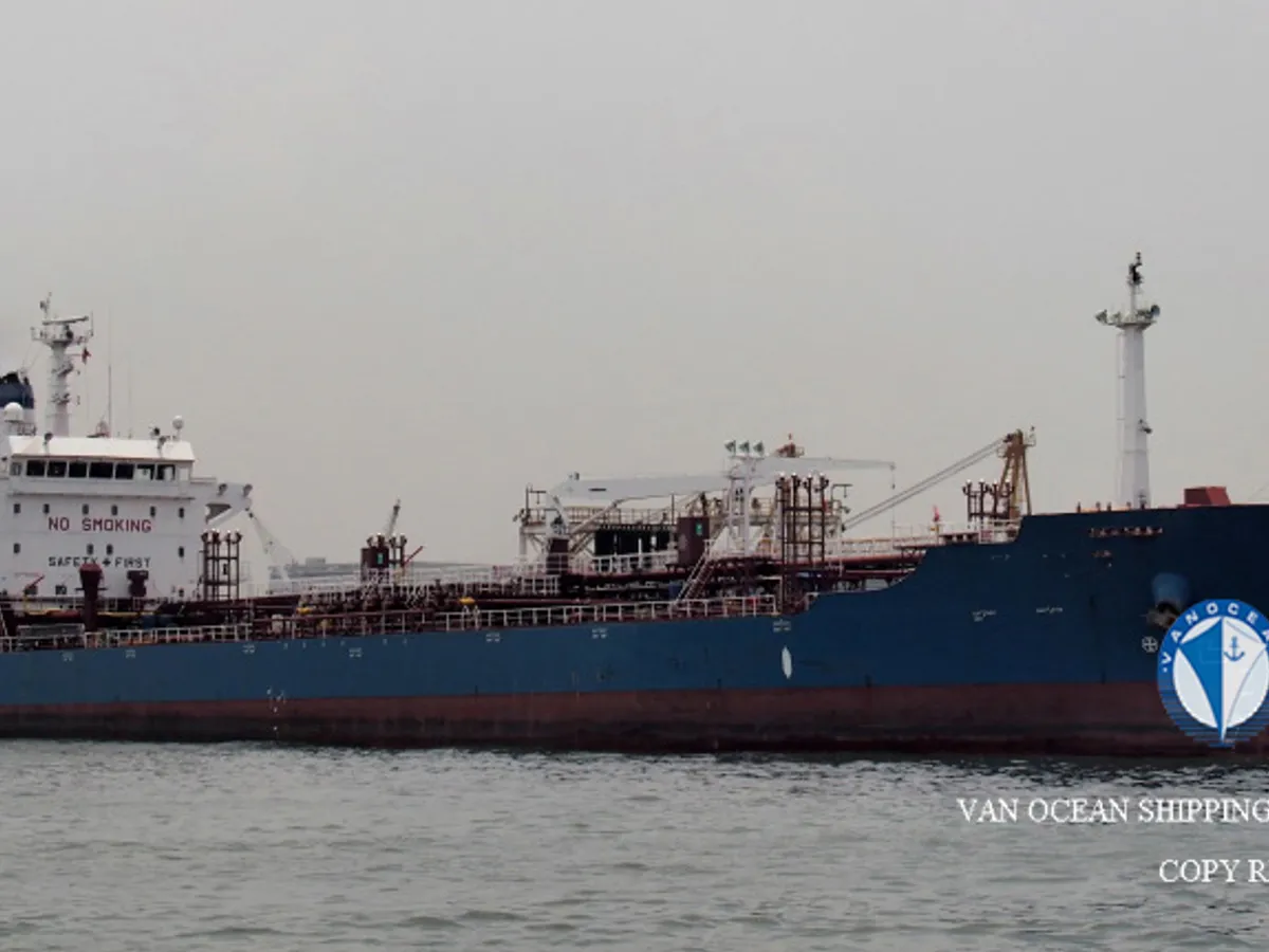Navio-tanque de óleo/produtos químicos à venda